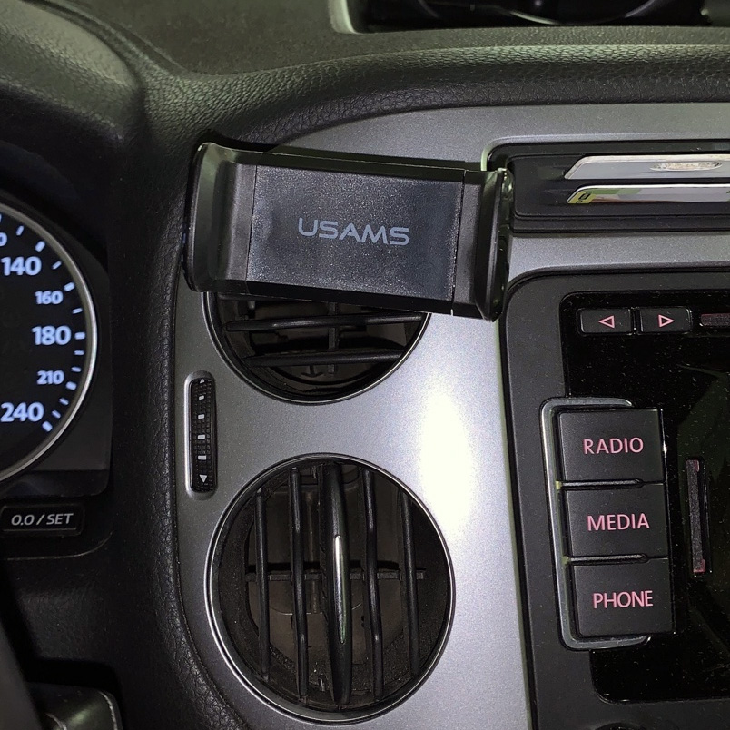 Автомобильный держатель для телефона в дефлектор USAMS US-ZJ004 C Series - Черный
