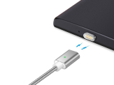 Удобство подключения серого провода Mantis USB – micro-USB